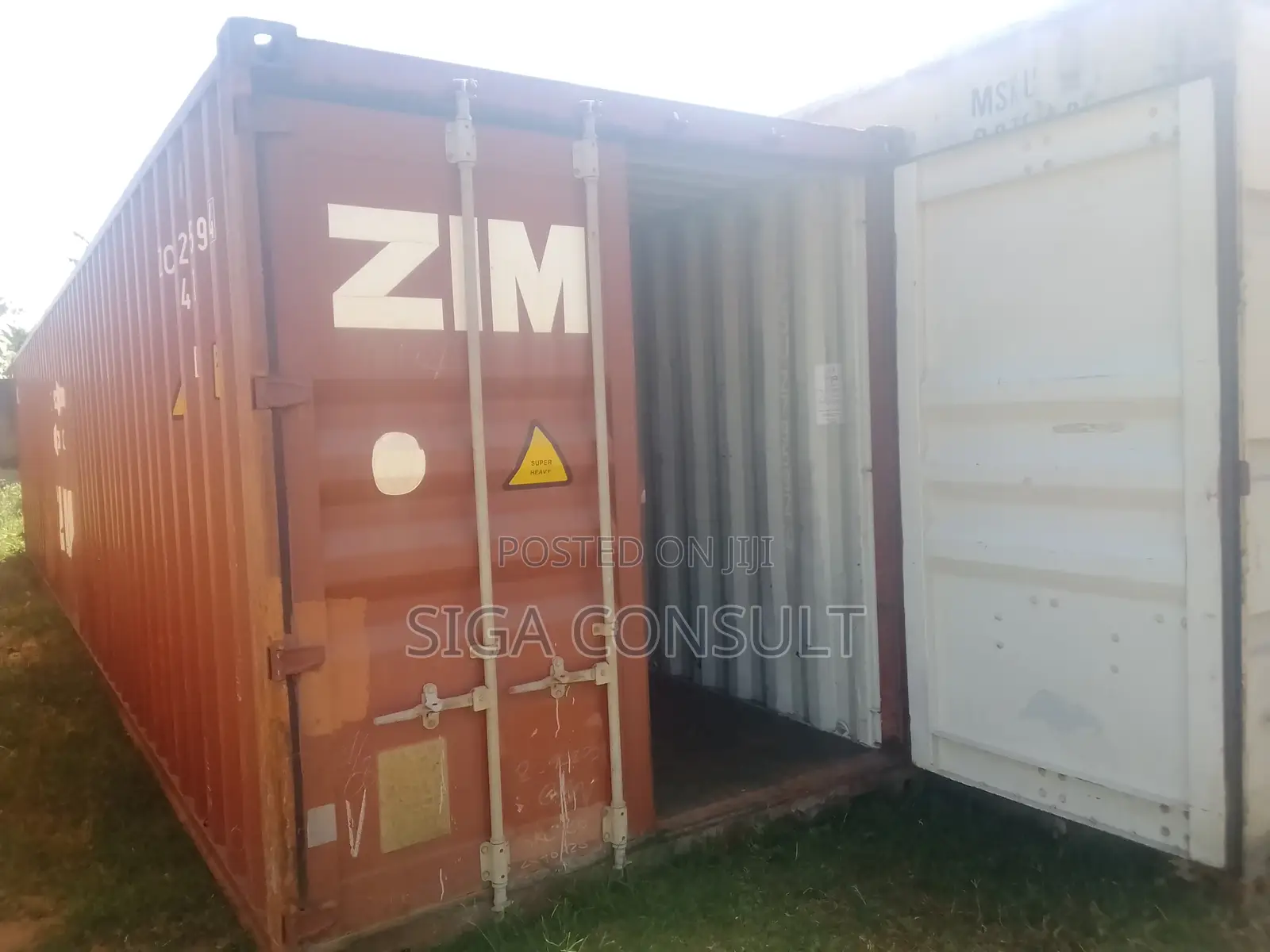 Clean 40ft Cargo Containers on Sale in Kakajjo
