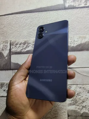 Samsung Galaxy A06 128 GB Black