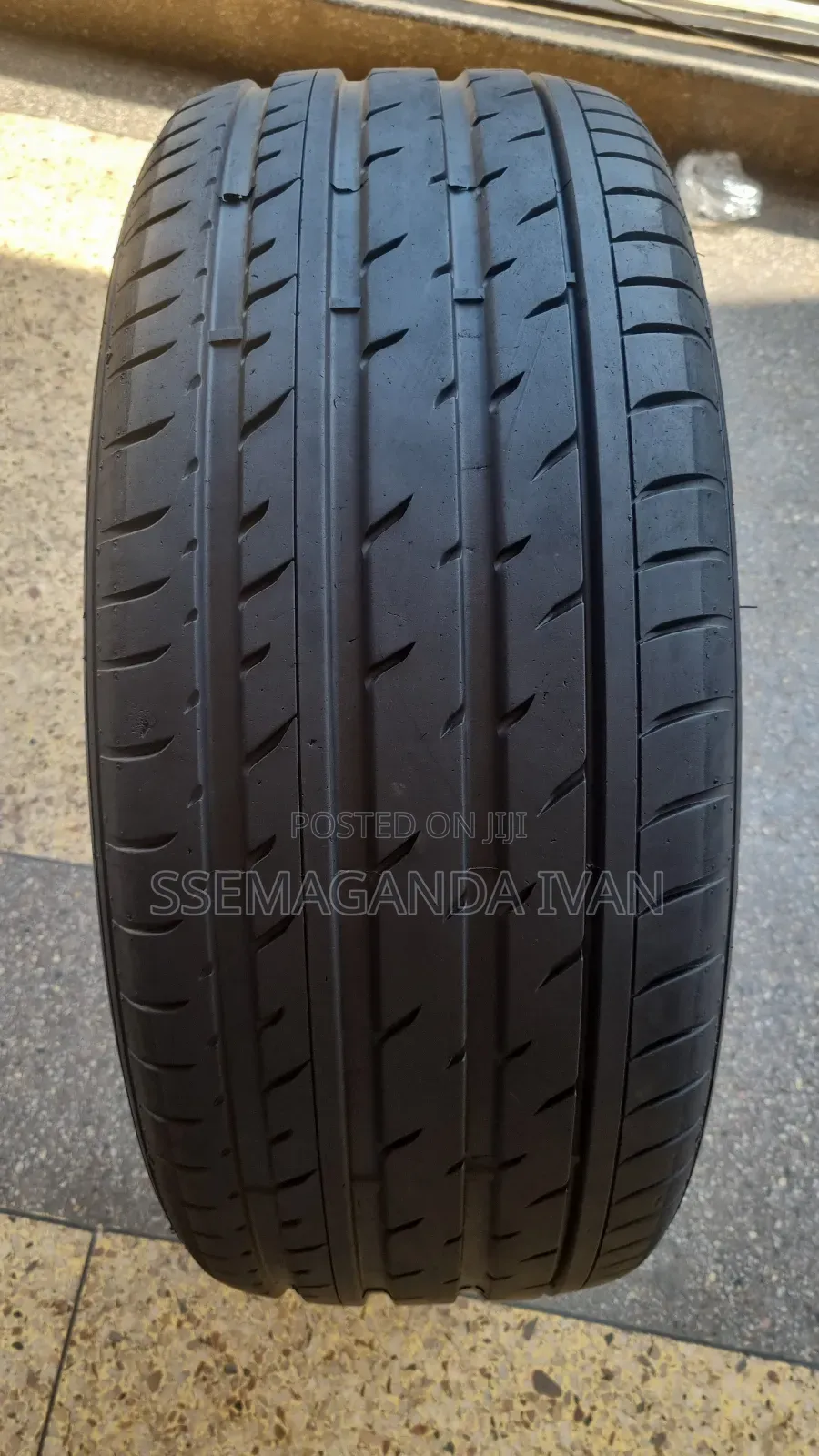 265/50r20 Used Tyre for Blue Tek Benz