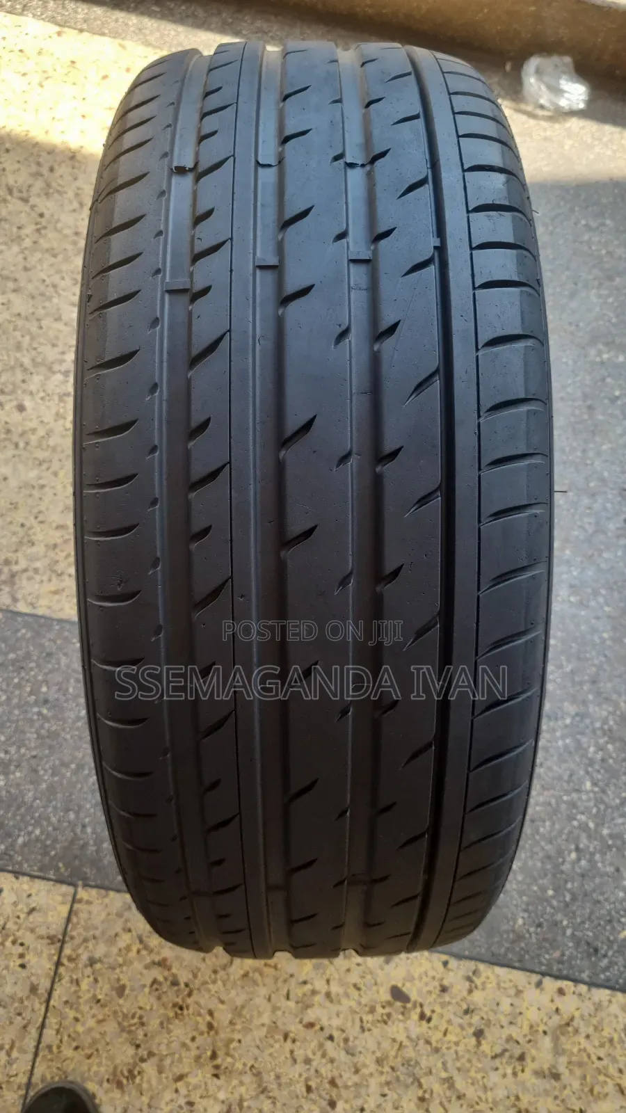 265/50r20 Used Tyre for Blue Tek Benz