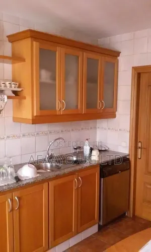Simple Modern Kitchen