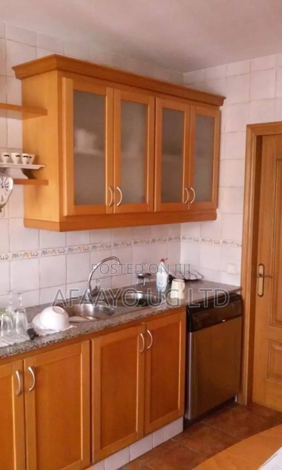 Simple Modern Kitchen
