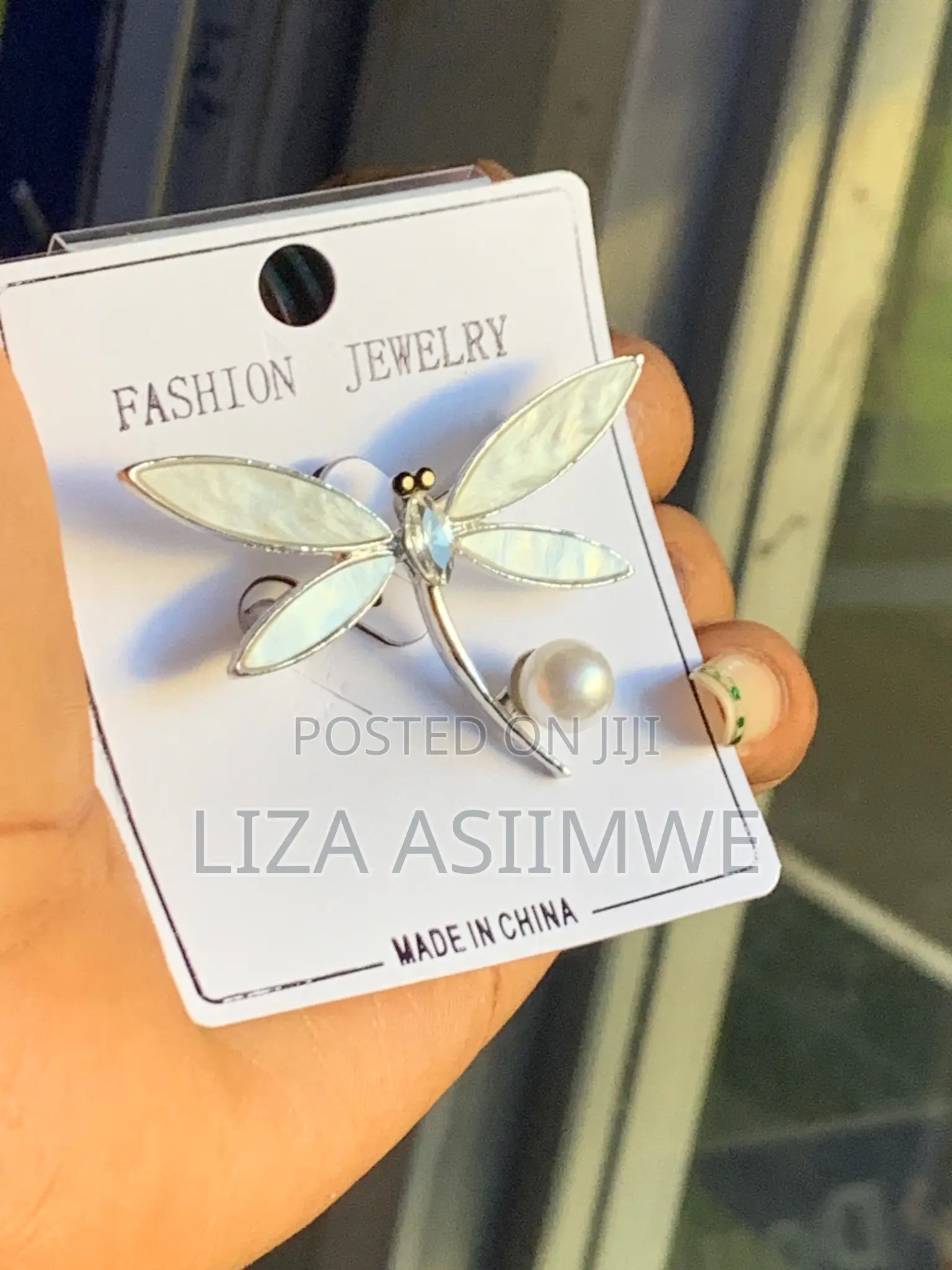 Cute Dragonfly Brooch for Women