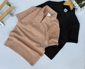 Vust Colar Neck T-Shirts