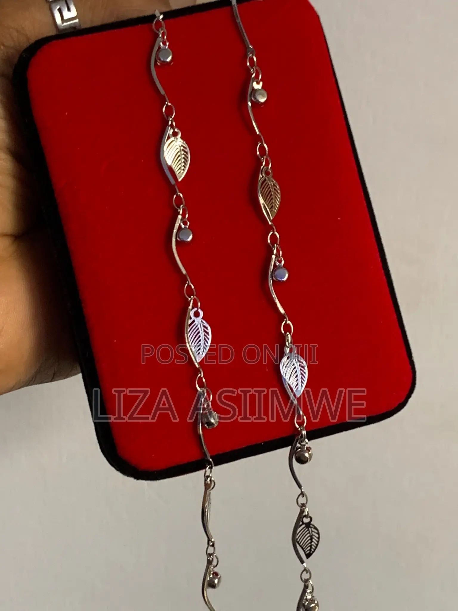 Anklets With Leaves Charms