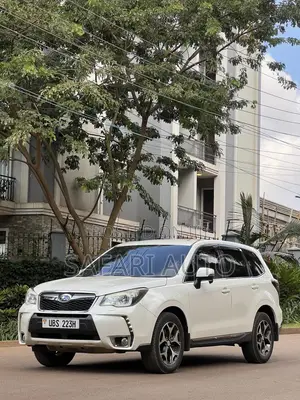 Photo - Subaru Forester 2014 White
