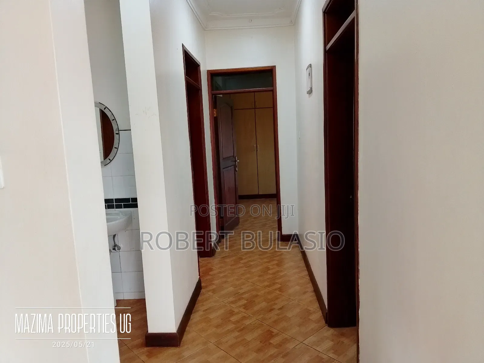 3bdrm Bungalow in Kira Kasangati Road for rent