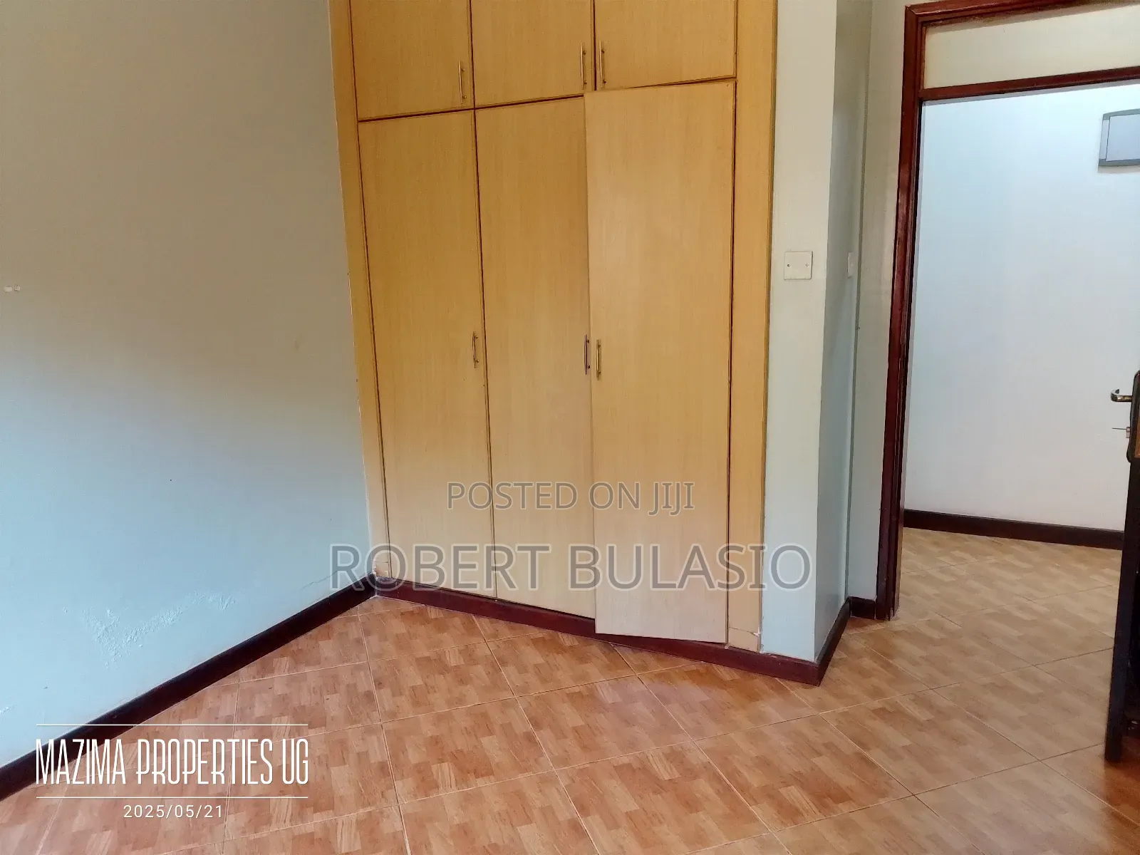 3bdrm Bungalow in Kira Kasangati Road for rent