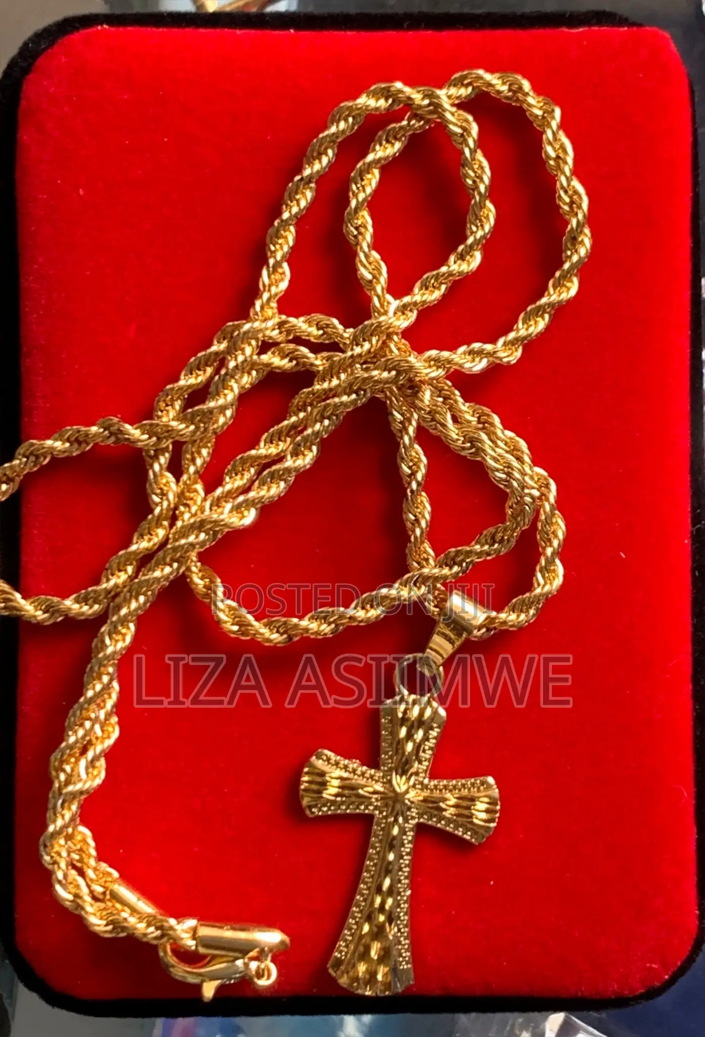 Gold Rope Men’S Necklace With a Cross Pendant