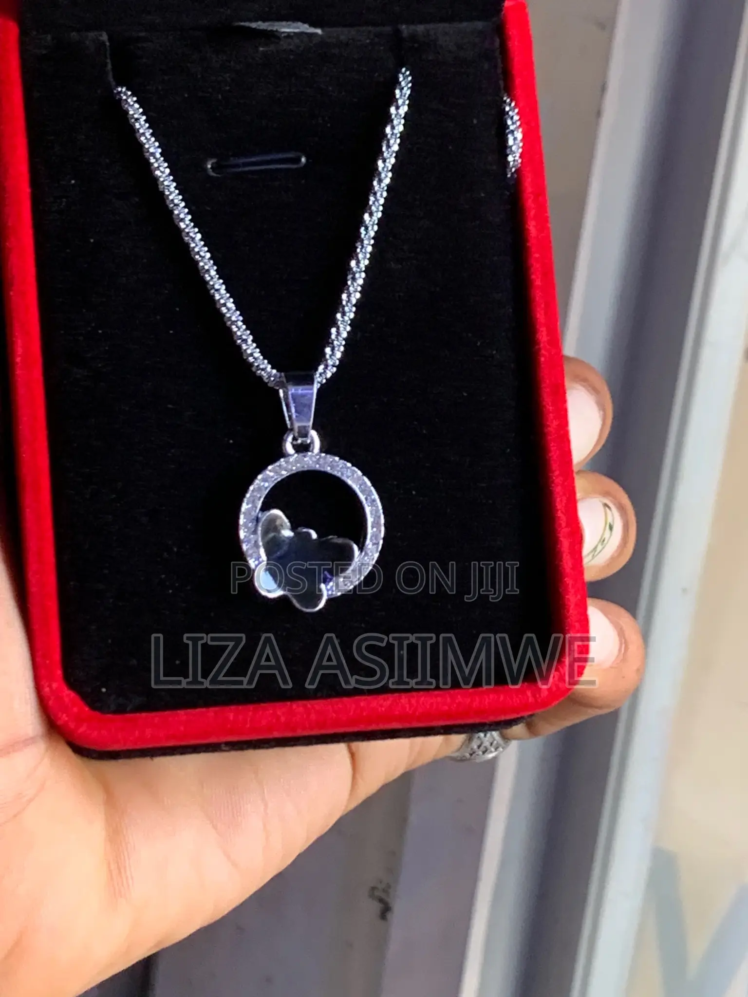 Round Crystal Butterfly Pendant Necklace for Ladies
