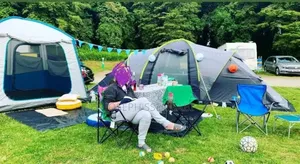 Photo - Inclinable Foldable Camping Chair