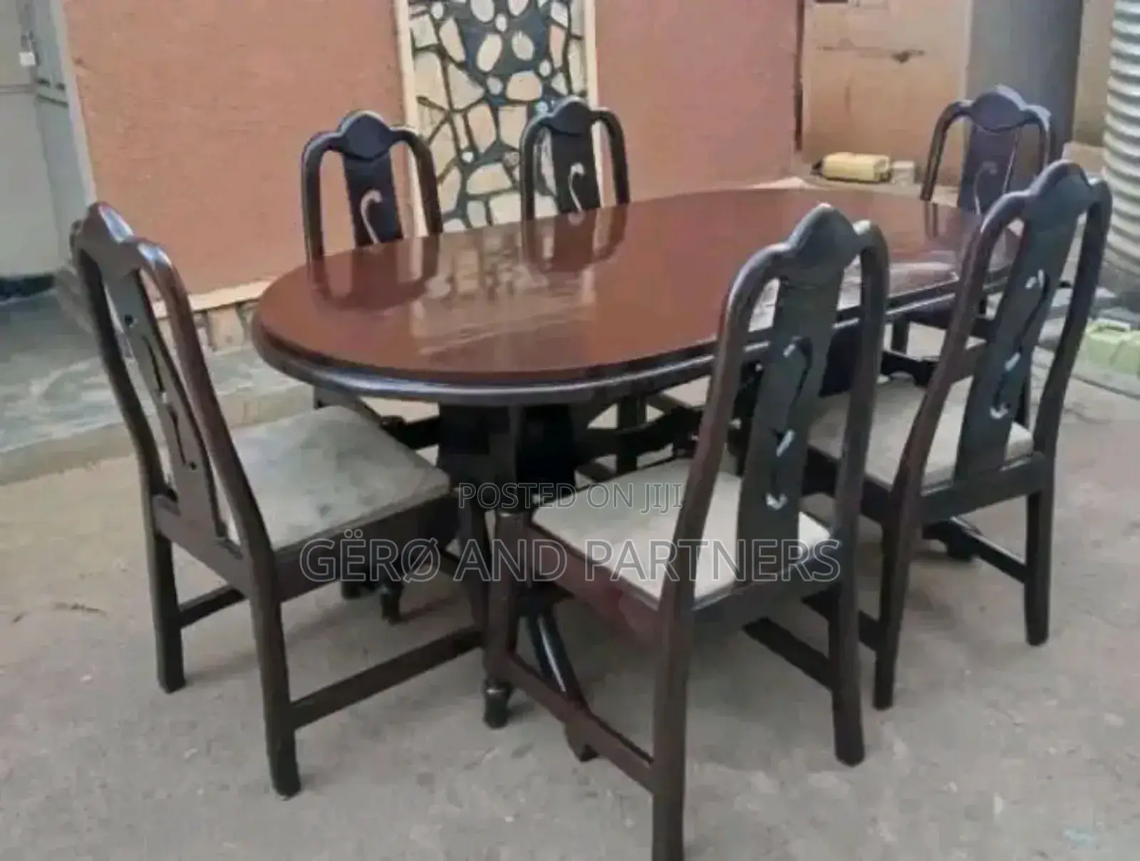 Absolutely Beautiful Dining Design.