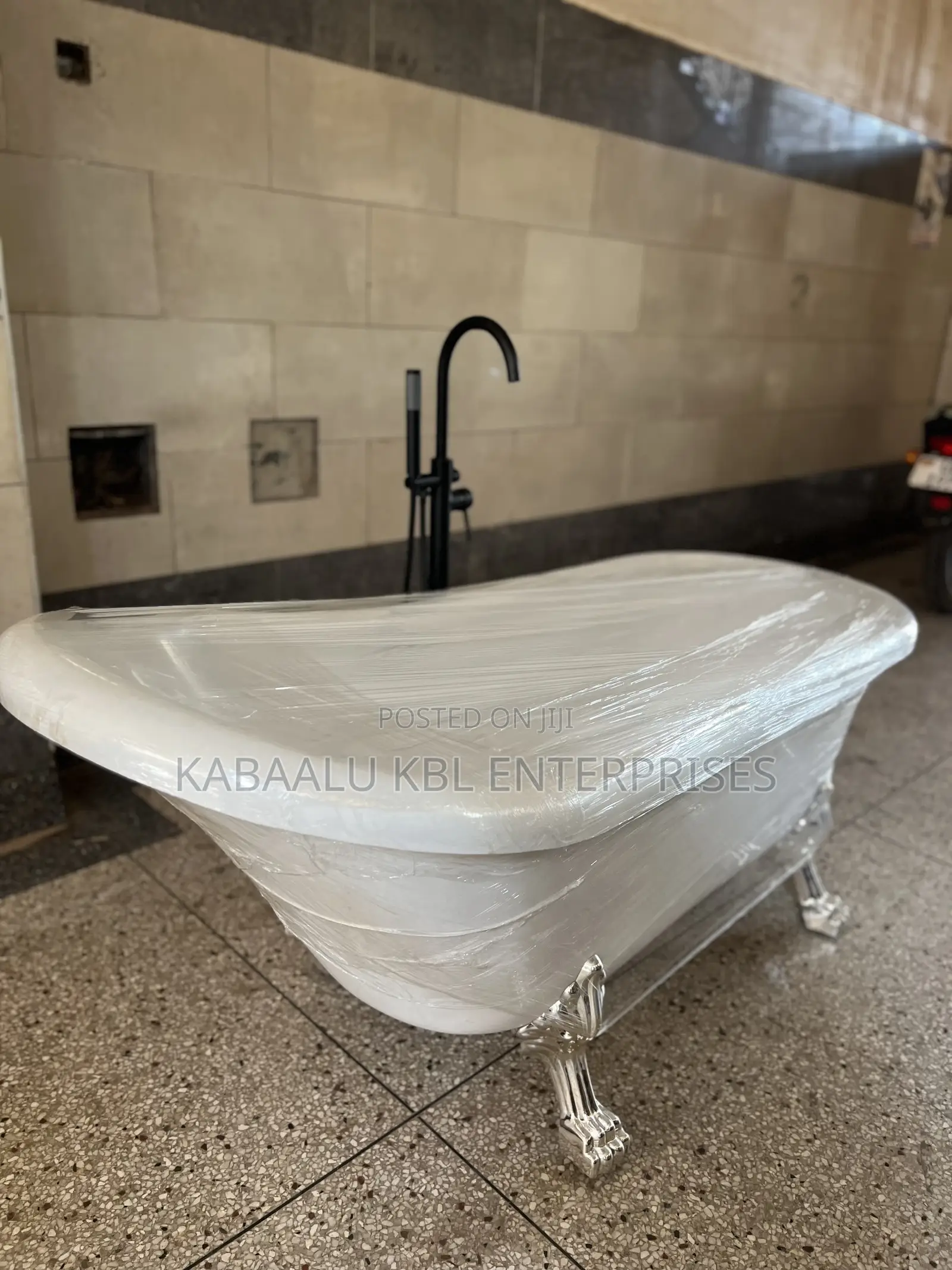 Claw Foot Bathtub (Stand Alone Bathtub) Complete Set