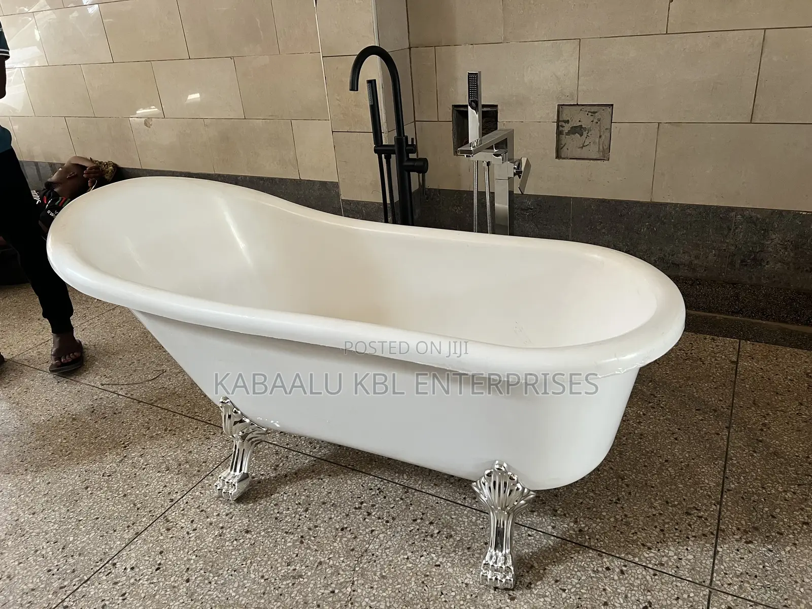 Claw Foot Bathtub (Stand Alone Bathtub) Complete Set