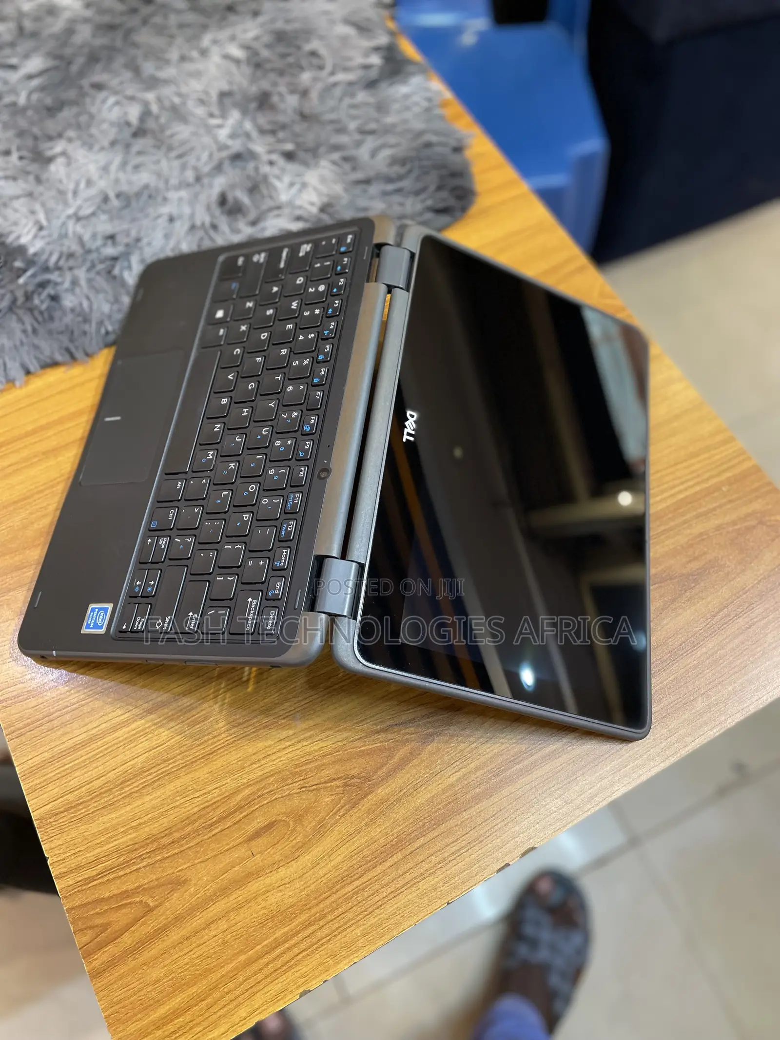 Laptop Dell Latitude 11 3190 4GB Intel Celeron SSD 128GB