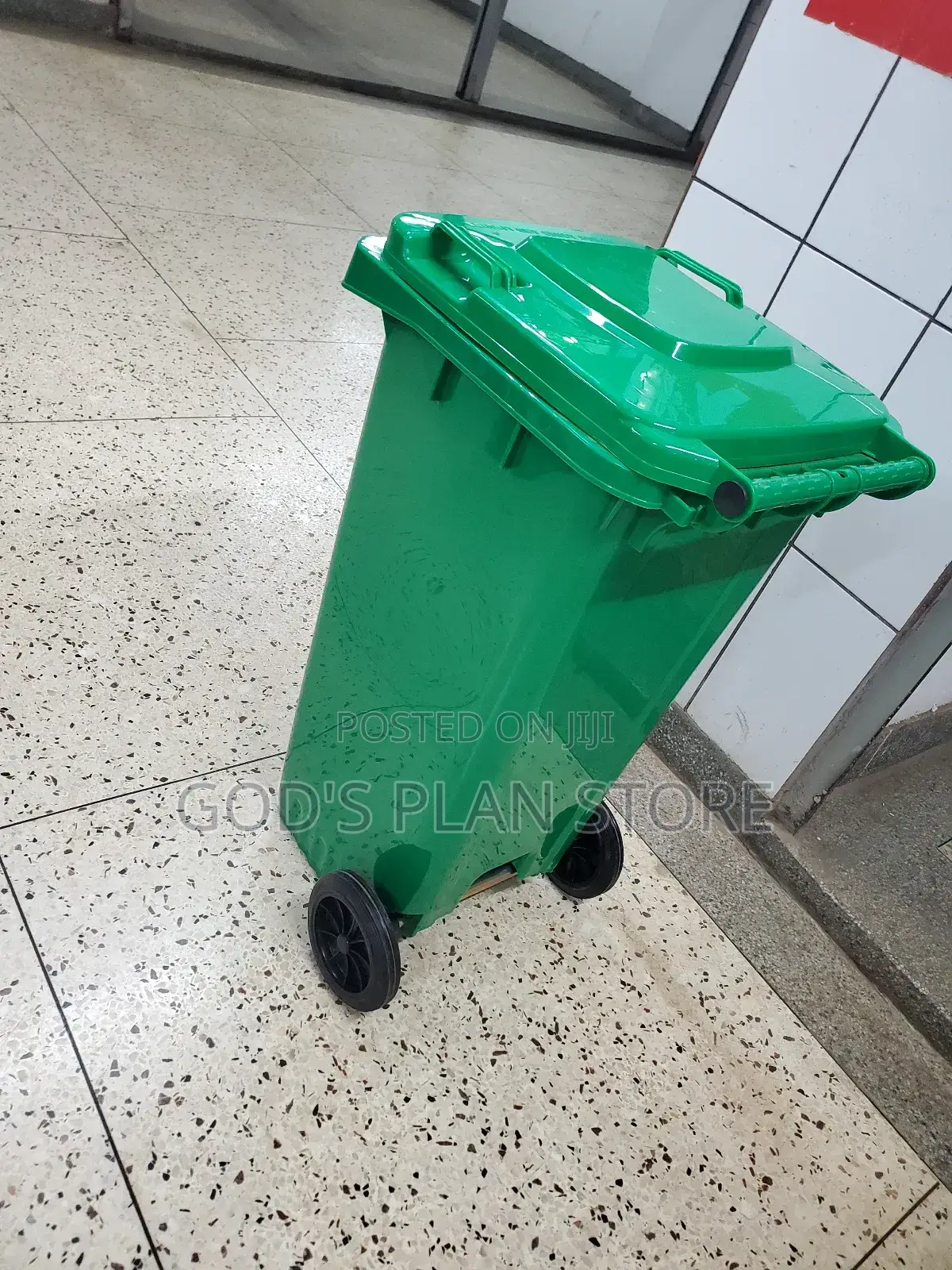 Plastic Dust Bins Plastic Dust Bins8 120litres