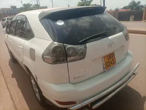 Toyota Harrier 2.4 4WD 2004 White