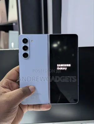 New Samsung Galaxy Fold 512 GB Blue