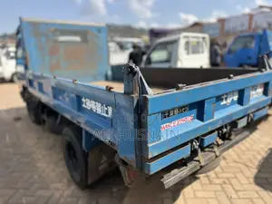 Mitsubishi Fuso Canter 1992 Blue