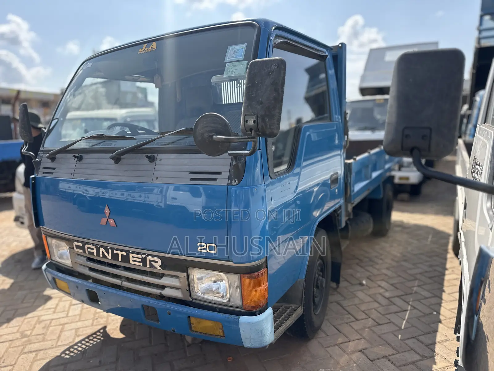 Mitsubishi Fuso Canter 1992 Blue