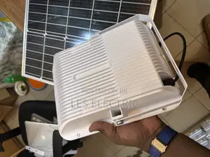 200watts Square Light