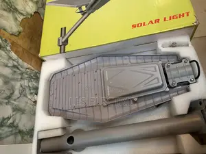 300w Pro Solar Streetlight