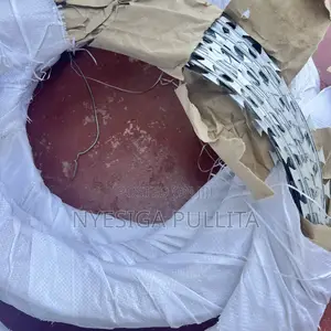Lazor Wire / Sekanolya