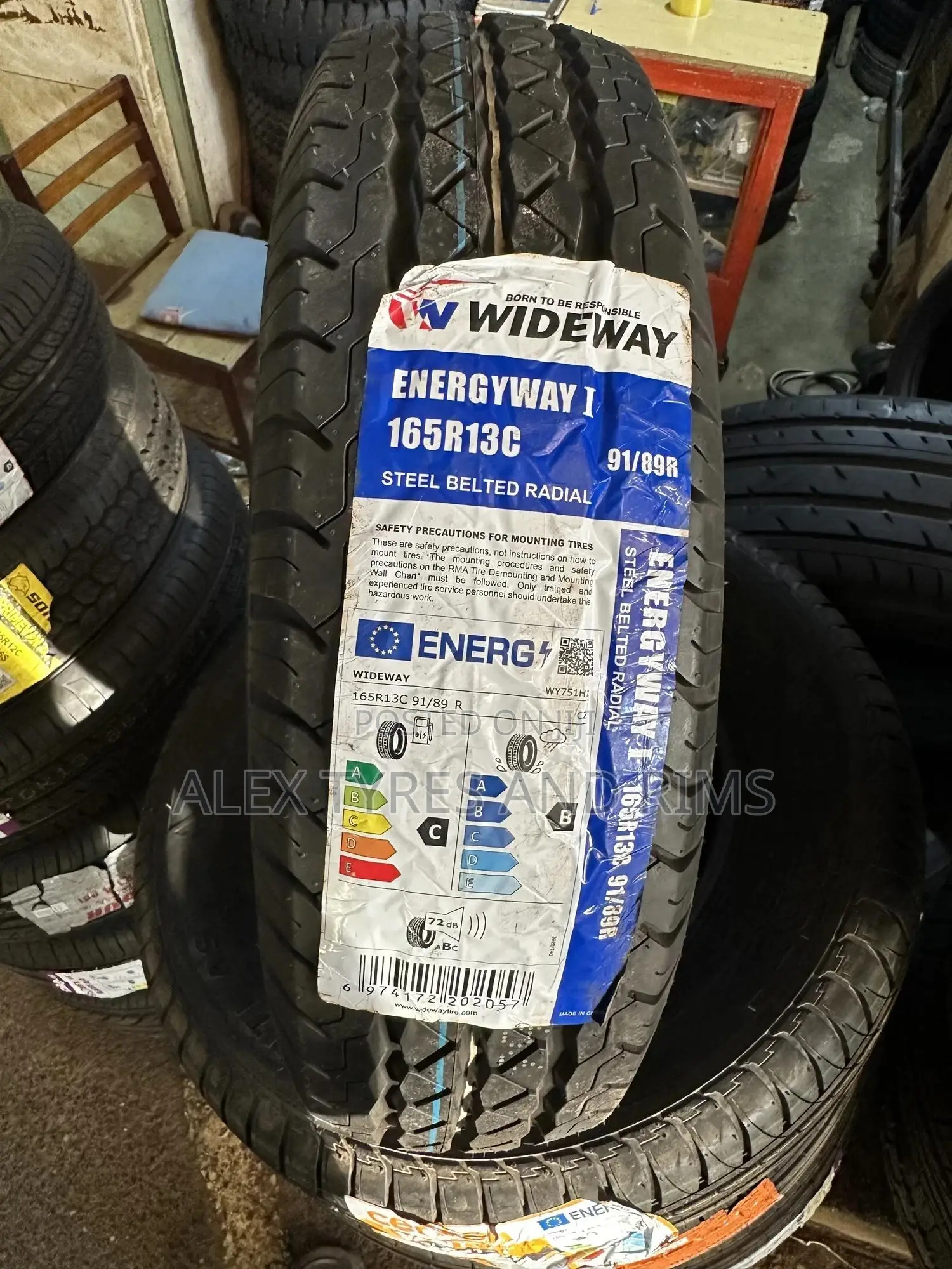 165r13 New Tyre