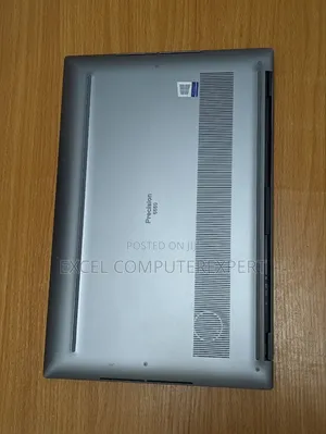 New Laptop Dell Precision 5550 16GB Intel Core I7 SSD 512GB
