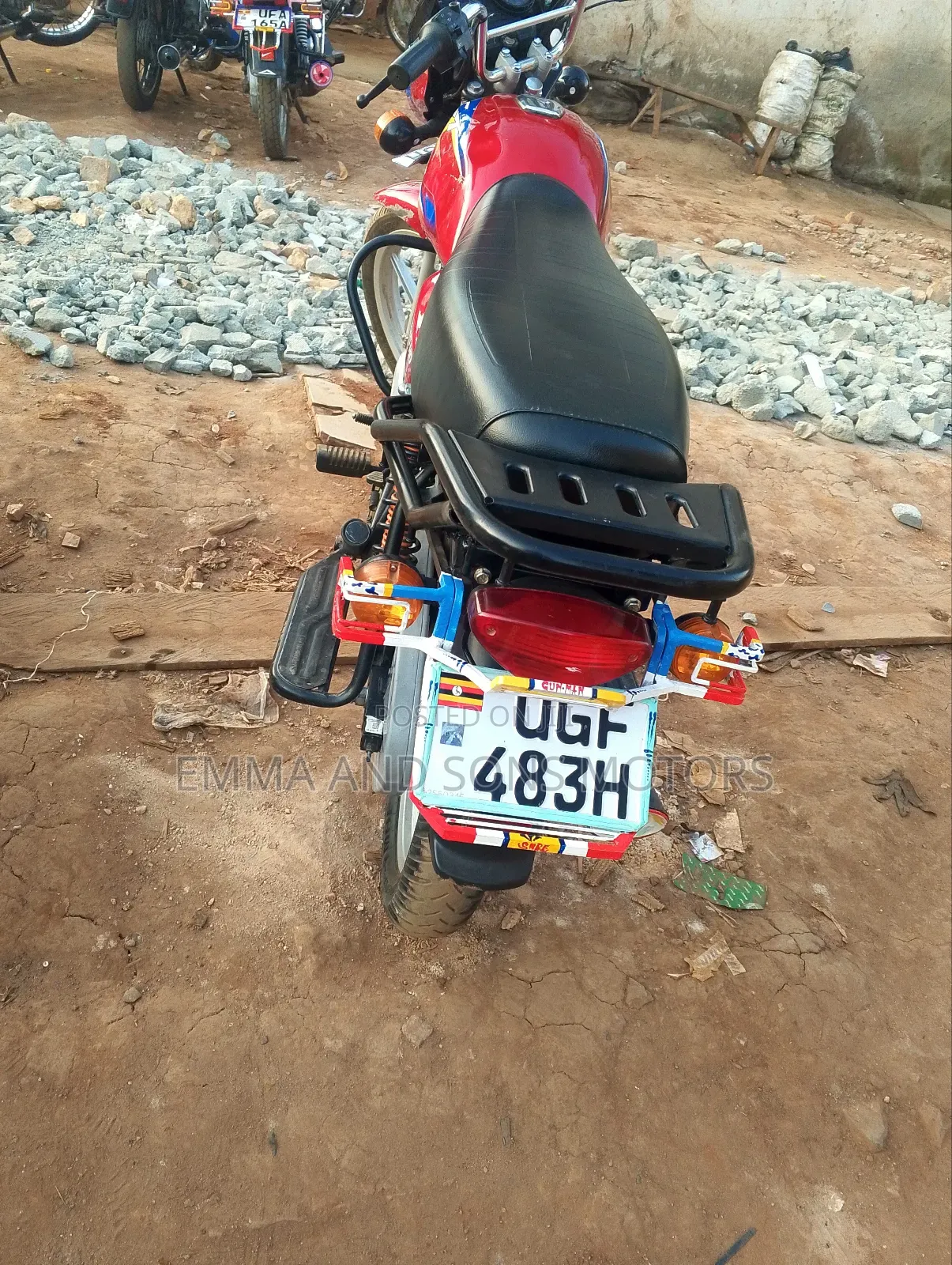Bajaj Boxer 125 2024 Red