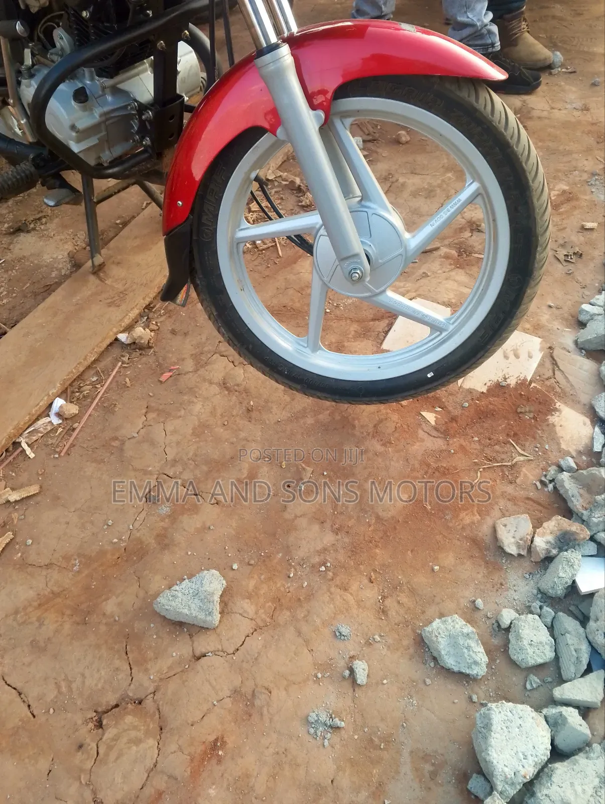 Bajaj Boxer 125 2024 Red
