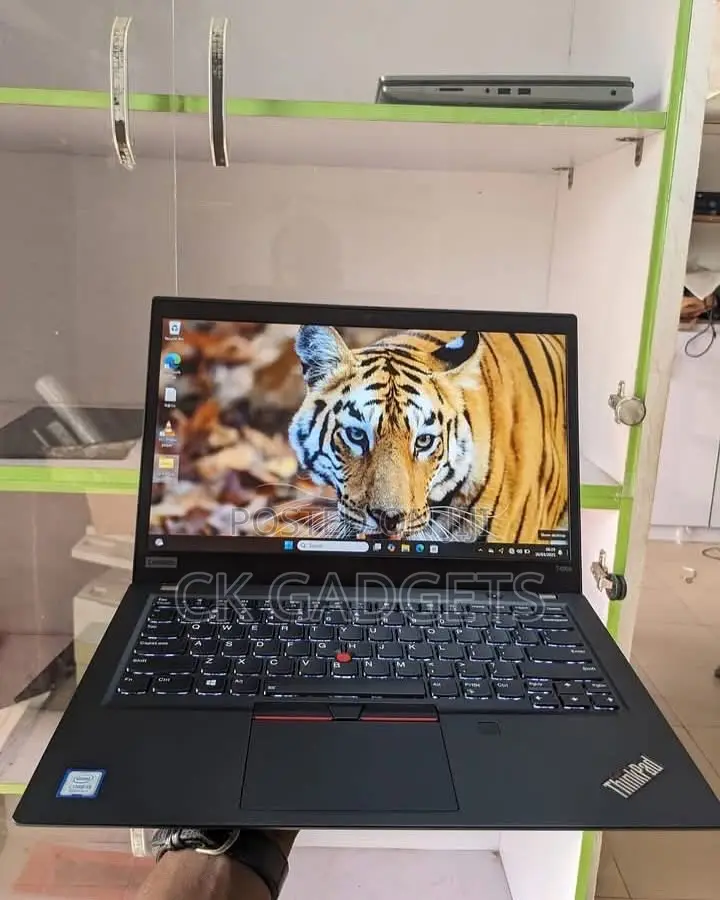 New Laptop Lenovo ThinkPad T490s 16GB Intel Core i5 SSD 256GB