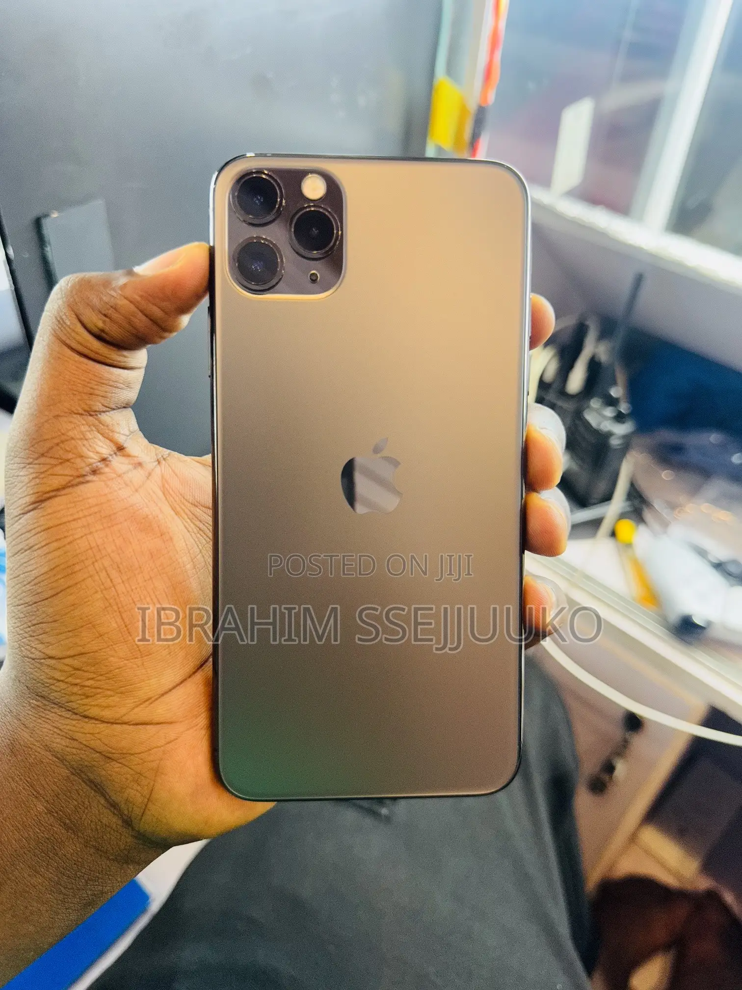 Apple iPhone 11 Pro Max 64 GB Black