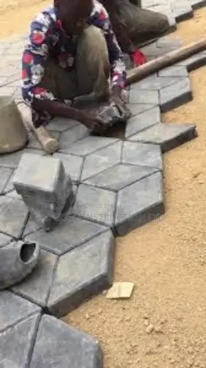 Compound Paving