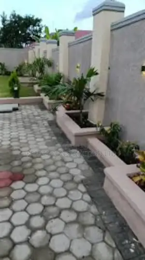 Garden Paving