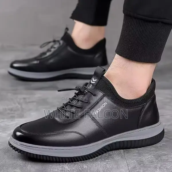 Laced Sports Shoes Water Resistant, Anti-Slip Sole