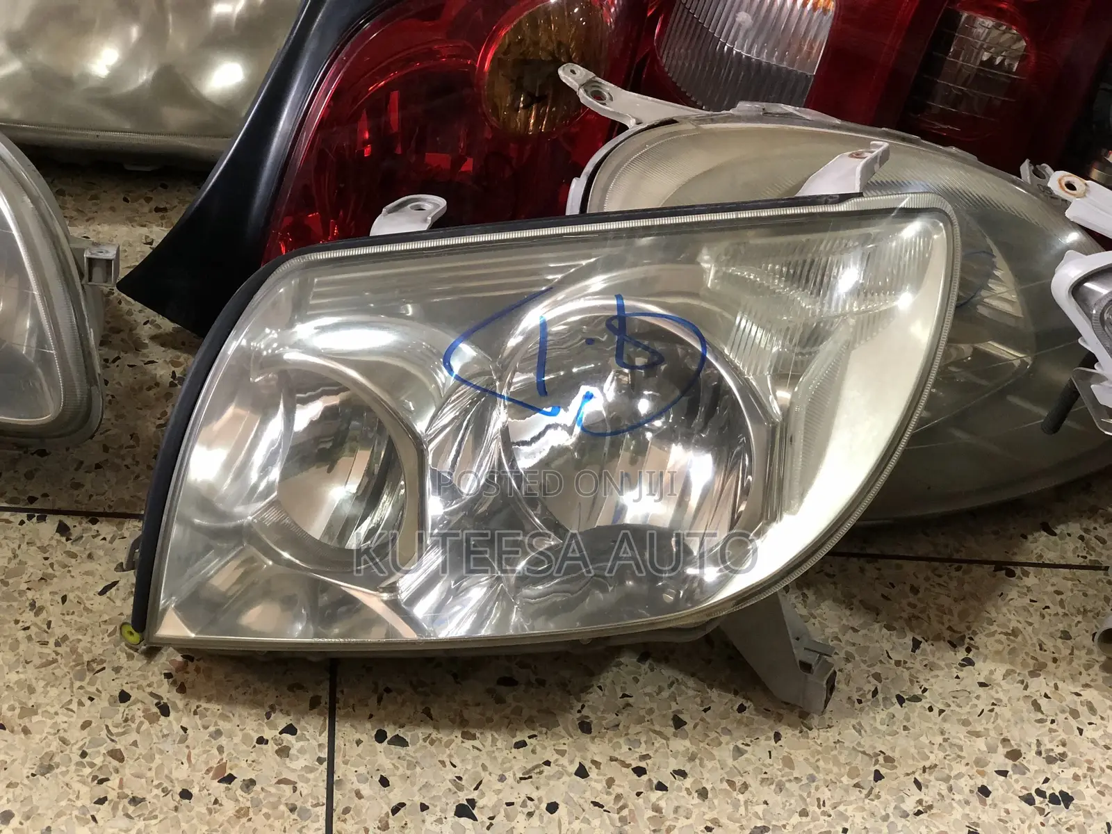 Surffourlanner 2008 Headlight