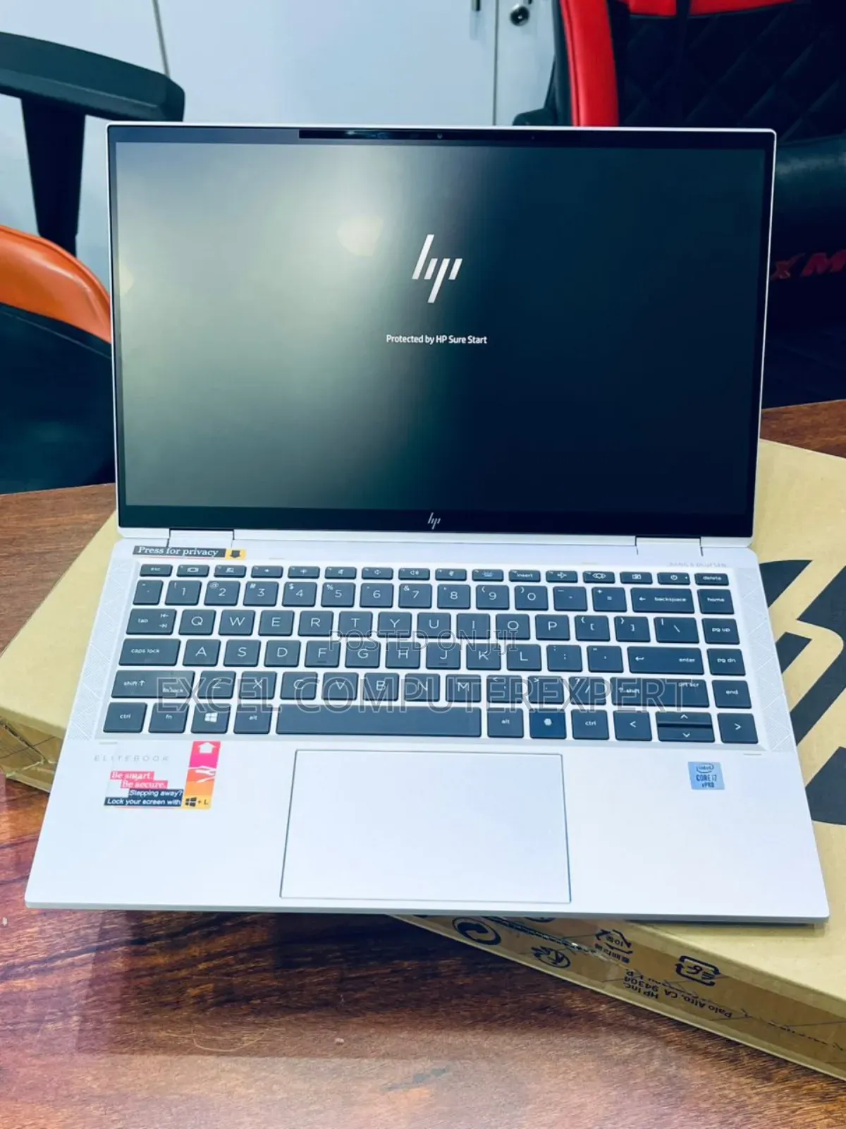 New Laptop HP EliteBook X360 1040 G7 16GB Intel Core I7 SSD 512GB