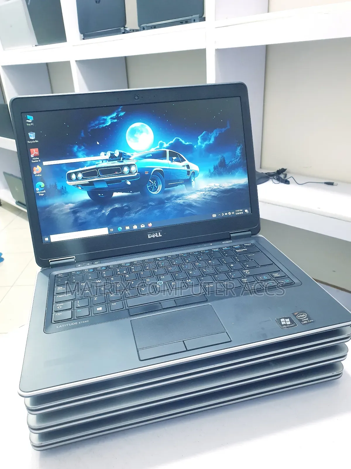 Laptop Dell Latitude 7400 4GB Intel Core I7 HDD 500GB