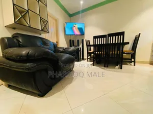 Furnished Studio Apartment in Home For Rent, Central Division for rent