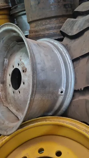 Tractor Rim 24 for Tire (11.2r24 and 12.4r24)
