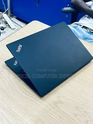 New Laptop Lenovo ThinkPad T480s 8GB Intel Core I7 SSD 256GB