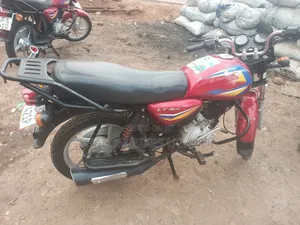 Bajaj CT 110X 2024 Red