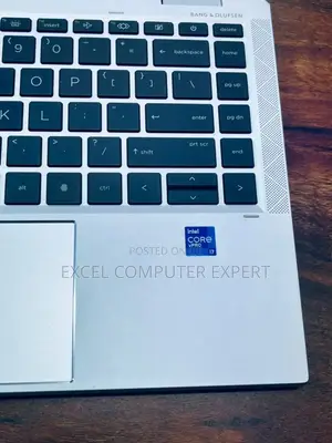 New Laptop HP EliteBook X360 1040 G9 16GB Intel Core I7 SSD 512GB