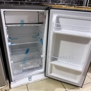 Onida 120ltrs Single Door Black Refrigerator at 20% Discount