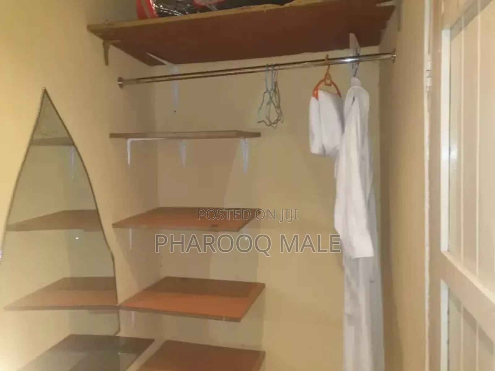 Furnished Studio Apartment in Home For Rent, Central Division for rent