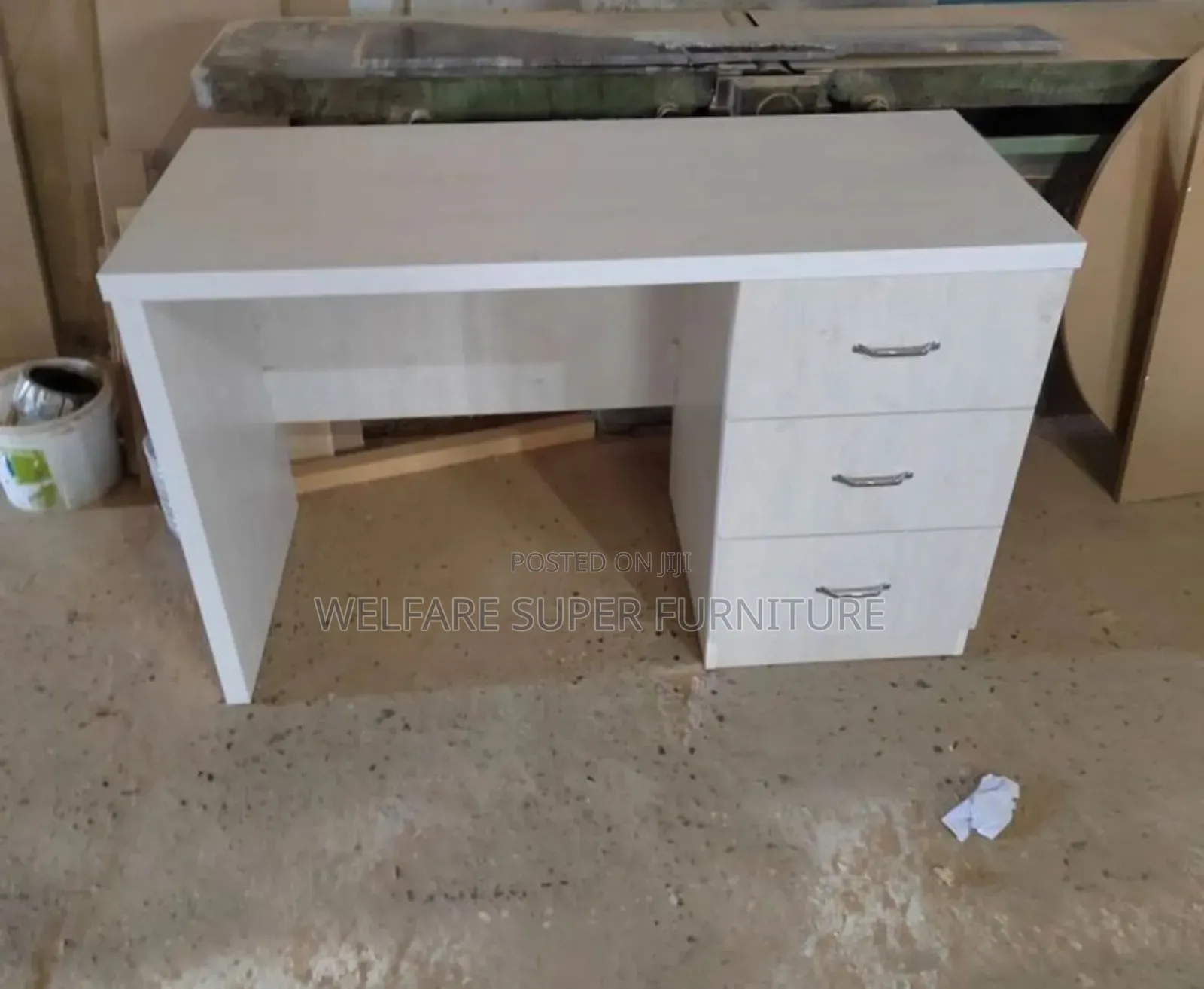 Reading Table Available
