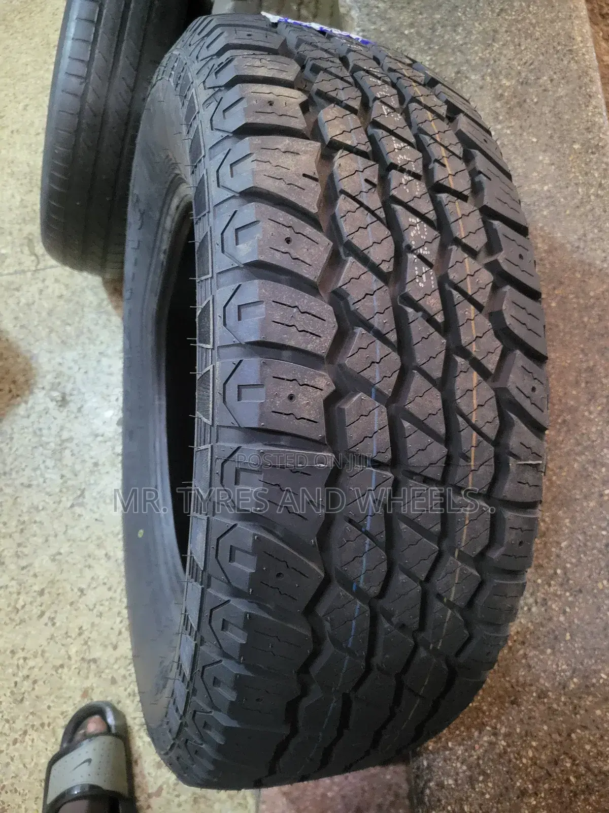 Brand New Roadking 265 65 R17 E Size for Ur Car 