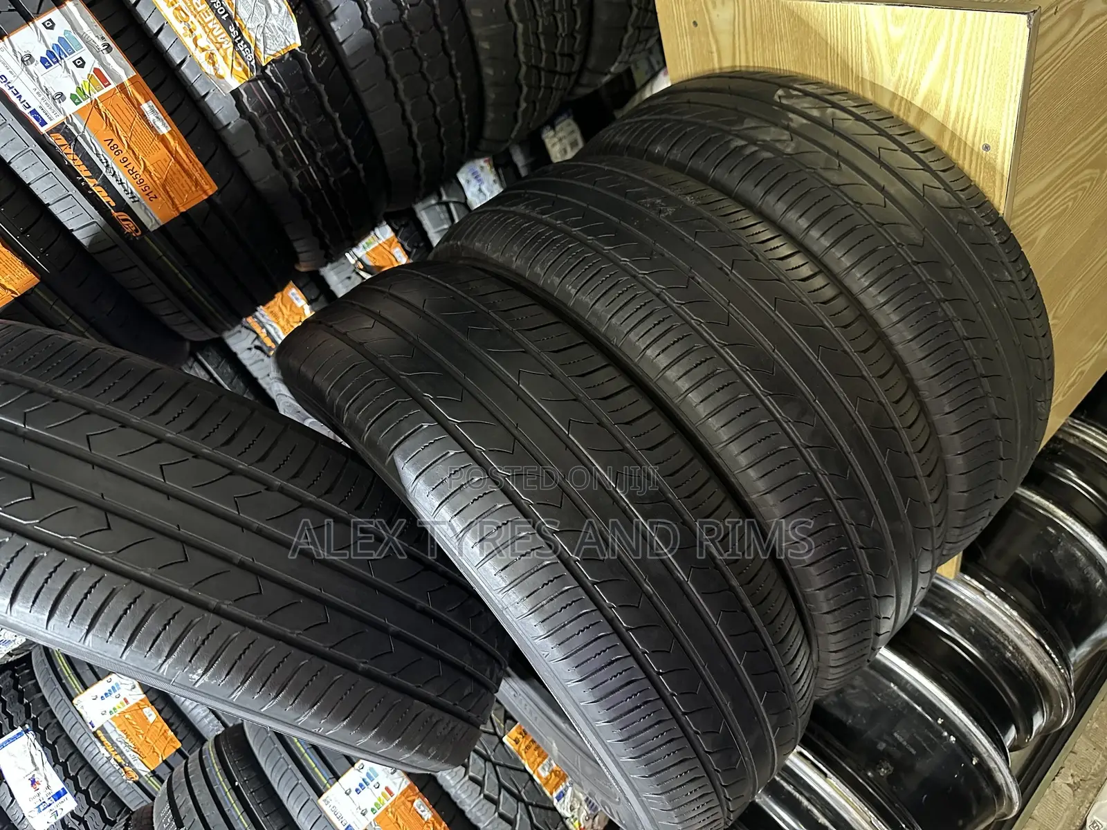 215/60r16 Toyo Japan Tyres