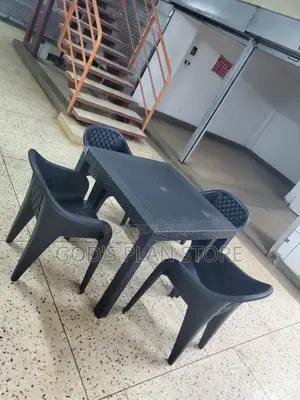 Office Plastic Chairs and Table